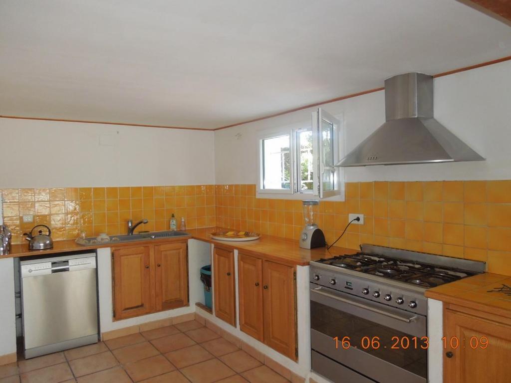 La Luberonne Bed & Breakfast Lourmarin Exterior foto